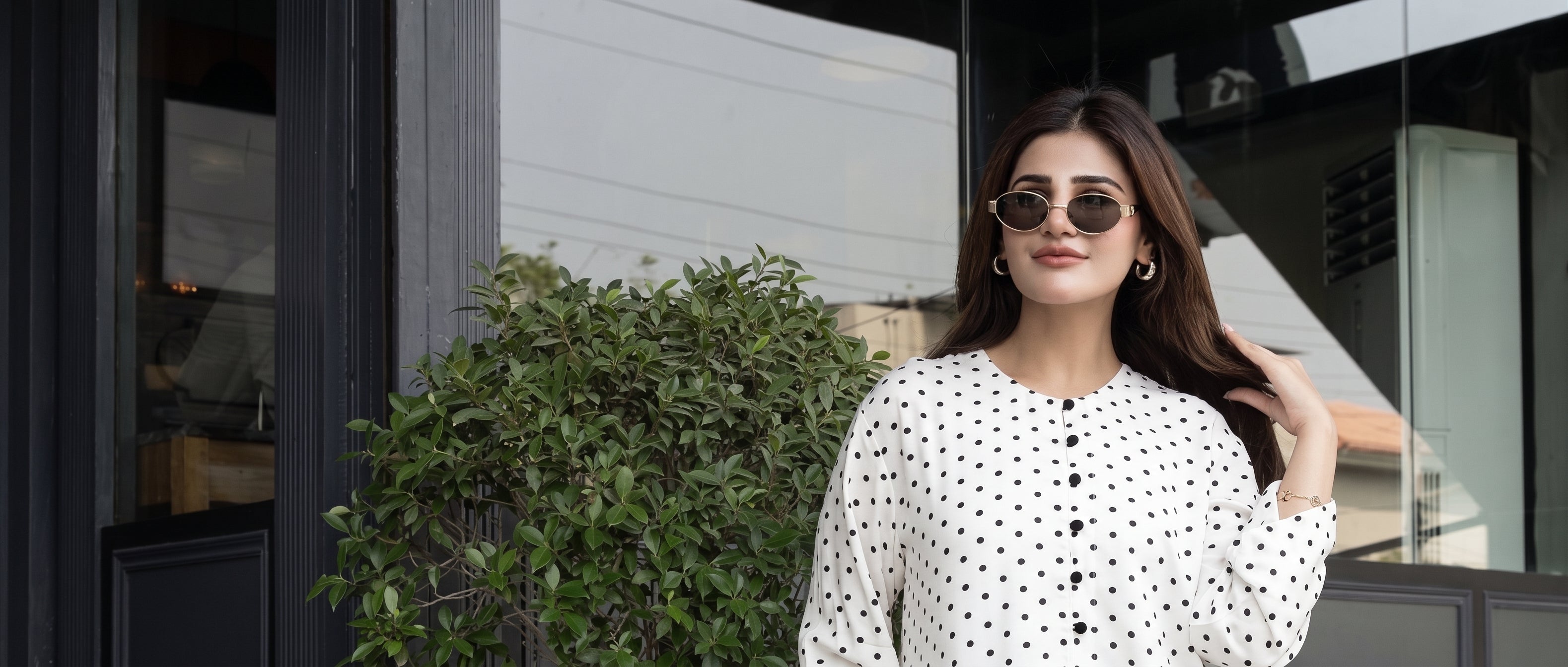 Classic Polka, Effortless By Day
