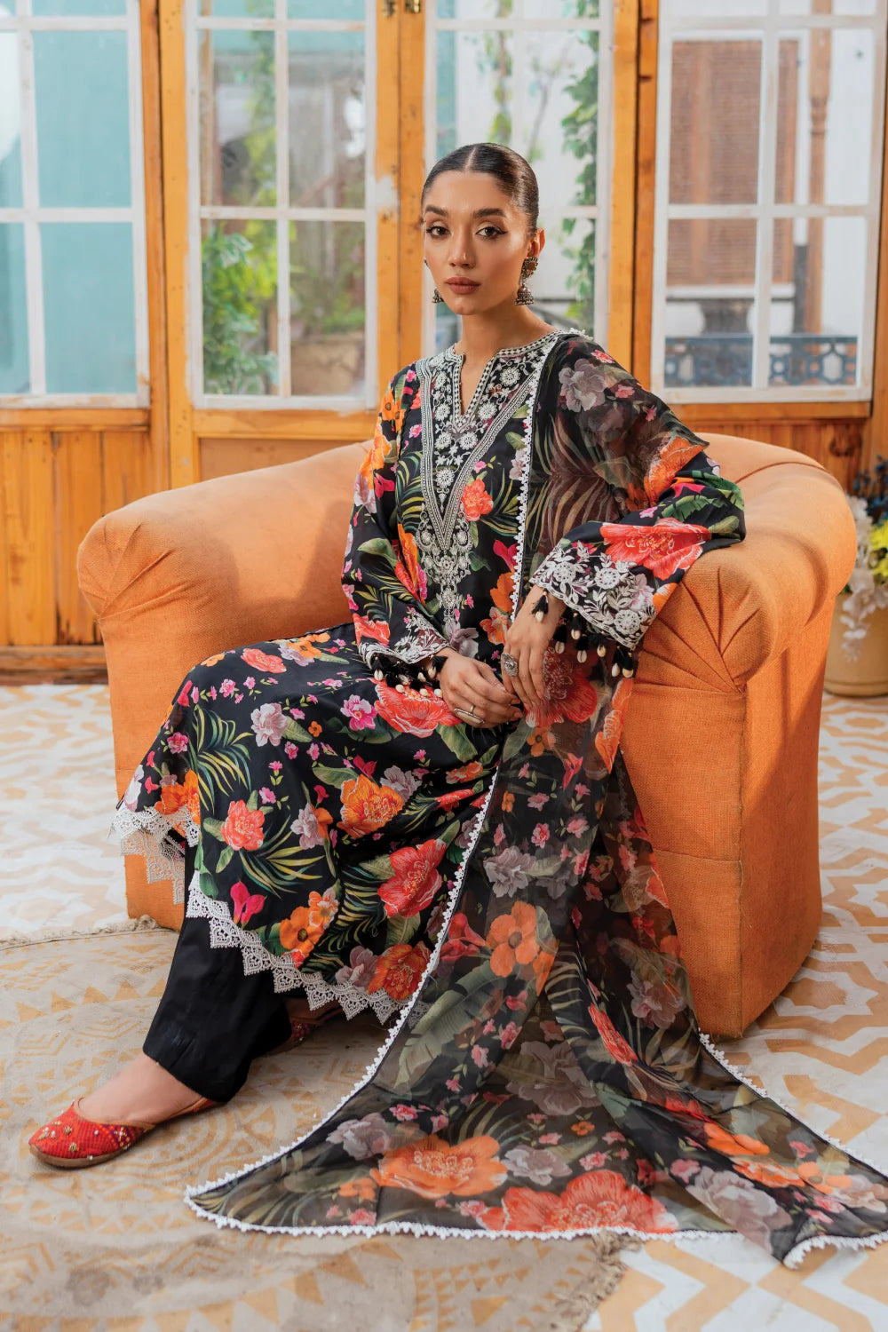 Gul-e-Lala - 3 Piece - Embroidered Lawn